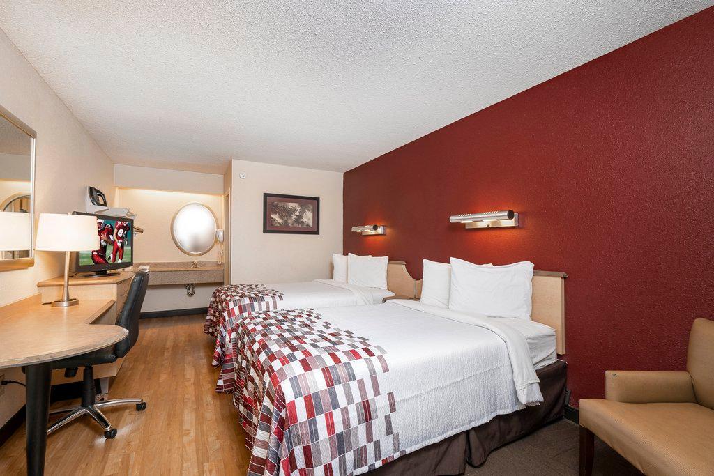 Red Roof Inn Cleveland - Independence Dış mekan fotoğraf