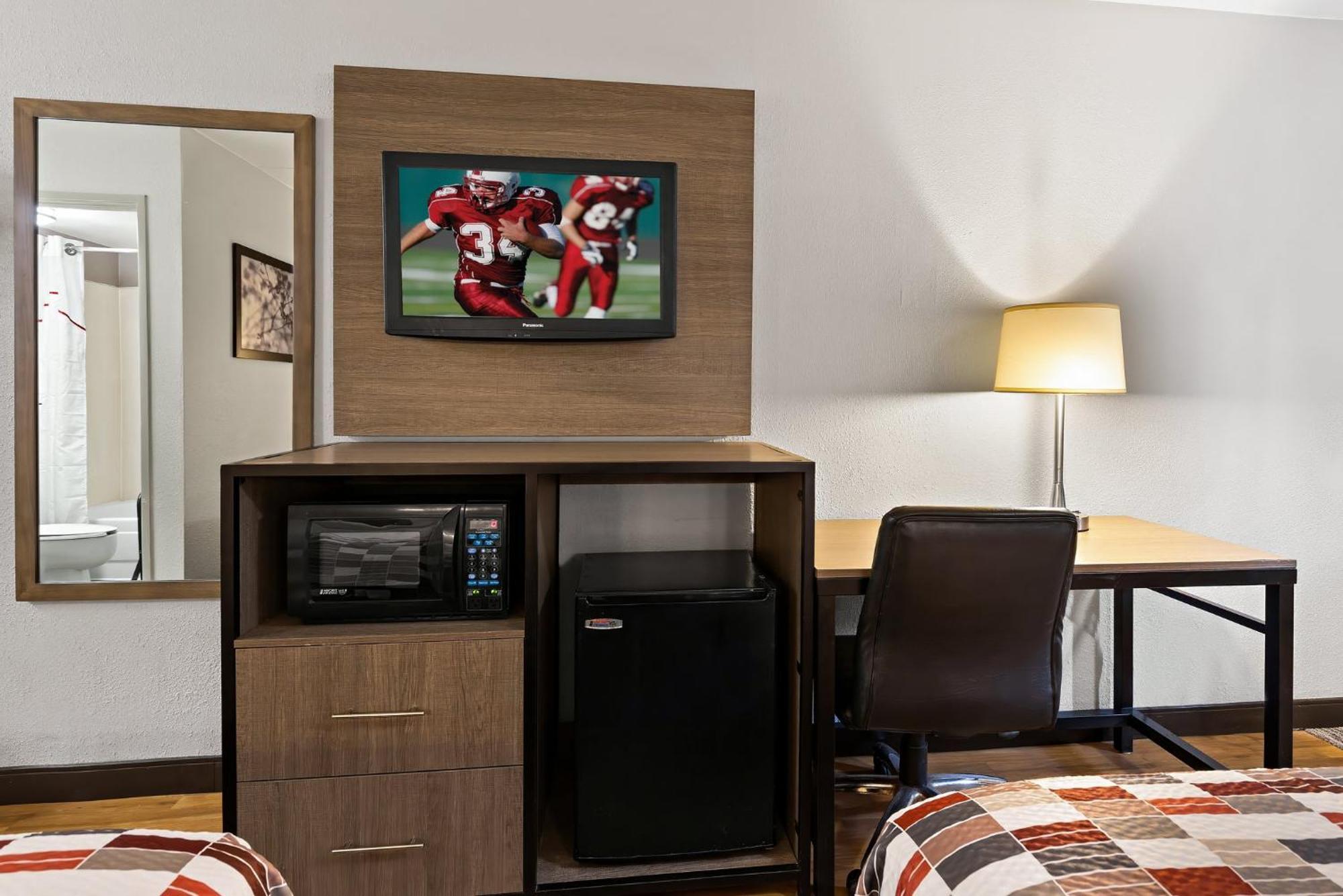Red Roof Inn Cleveland - Independence Dış mekan fotoğraf