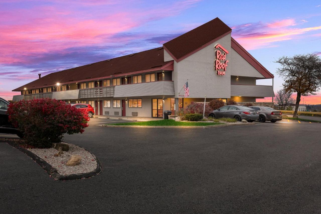 Red Roof Inn Cleveland - Independence Dış mekan fotoğraf
