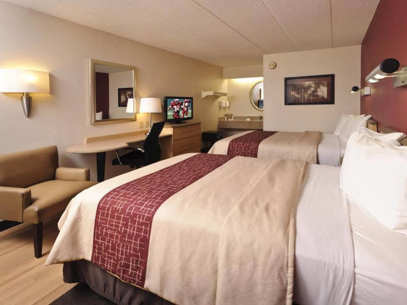 Red Roof Inn Cleveland - Independence Dış mekan fotoğraf